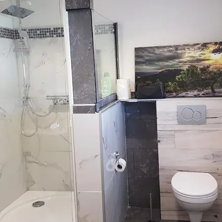 아파트 Neu Eingestellt-ruhige Ferienwohnung Auf Der Sickingerhohe Mit Tollem Wintergarten Herschberg
